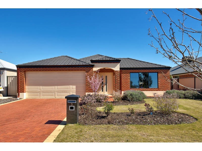 3 Versailles Parkway, Aubin Grove WA 6164