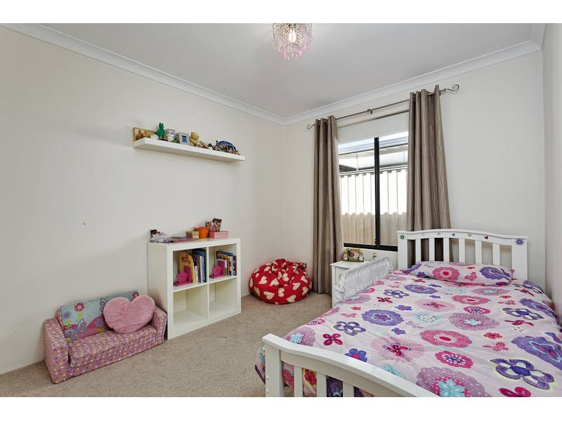 3 Versailles Parkway, Aubin Grove WA 6164