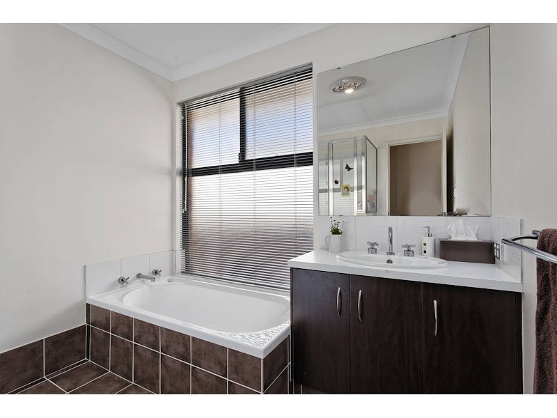 3 Versailles Parkway, Aubin Grove WA 6164