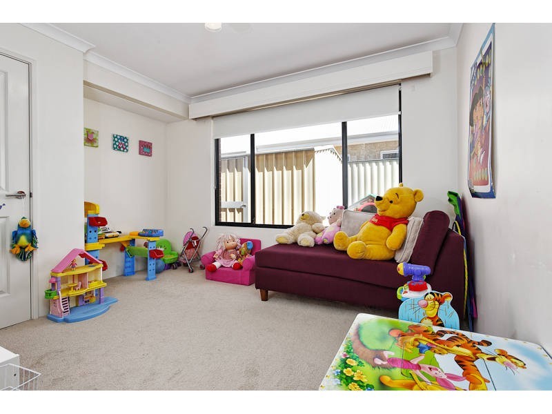 3 Versailles Parkway, Aubin Grove WA 6164