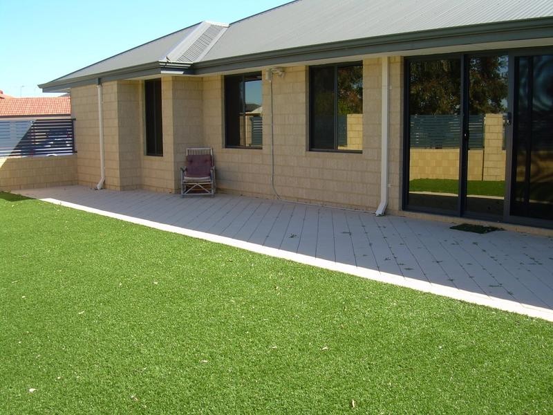 22 Mosman Loop, Success WA 6164