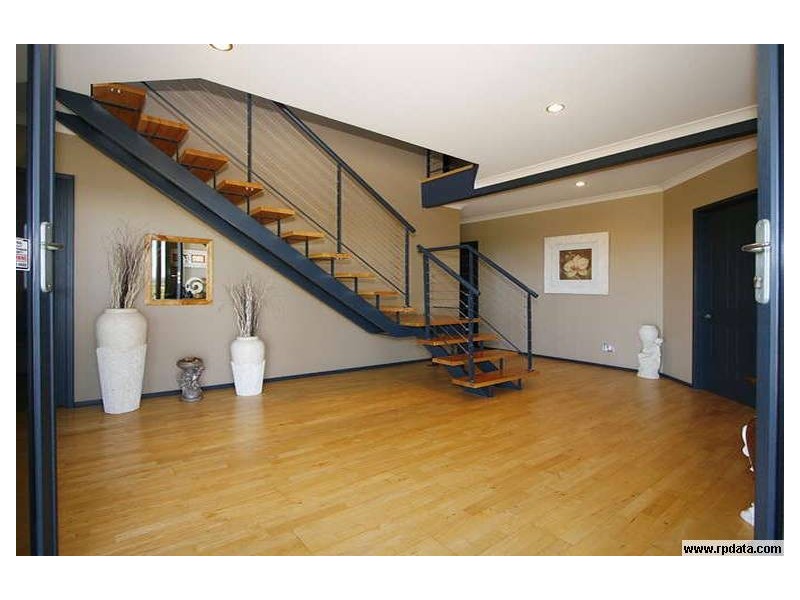 6 Lucca Court, Coogee WA 6166