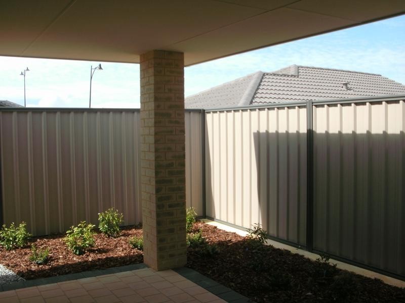6 Wardle Court, Piara Waters WA 6112