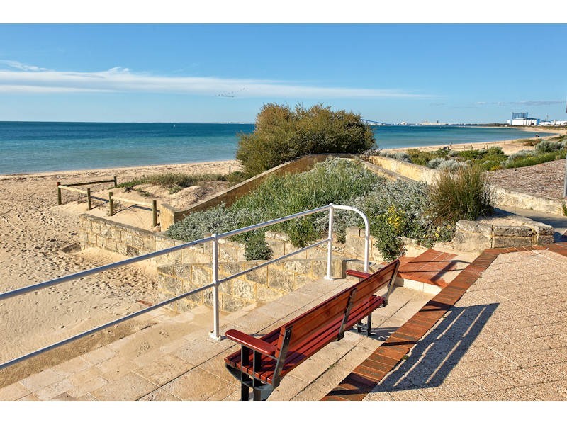 3/146 Parkin Street, Rockingham WA 6168