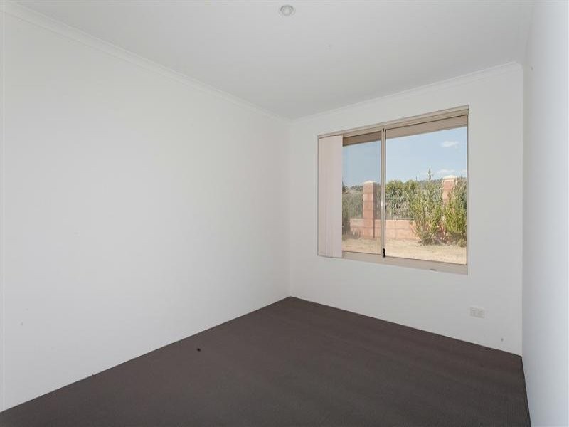 4 Rath Close, Byford WA 6122