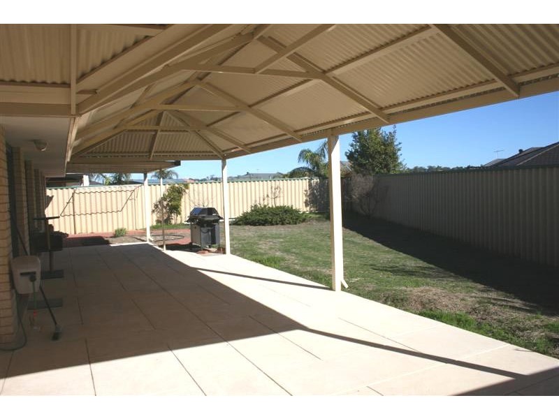 19 Yelka Way, Bertram WA 6167