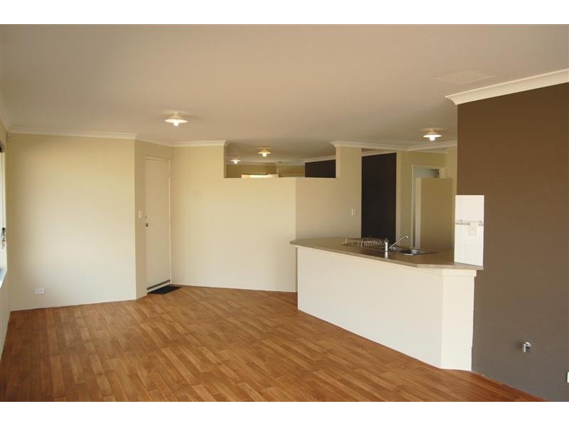 32 Waterfields Drive, Bertram WA 6167