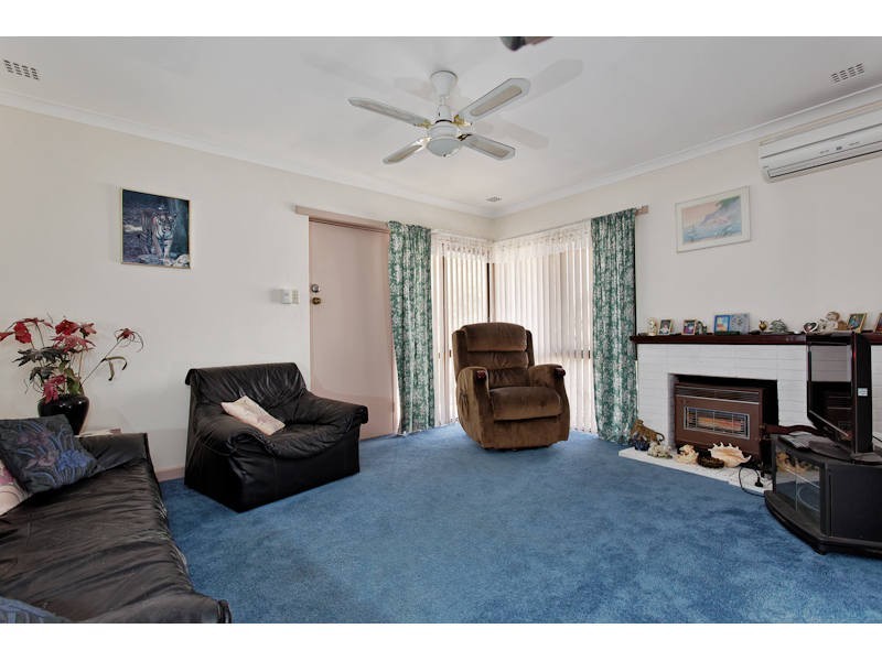 24 Archidamus Road, Coolbellup WA 6163