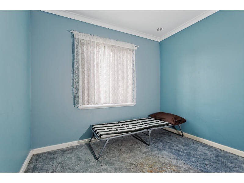 24 Archidamus Road, Coolbellup WA 6163