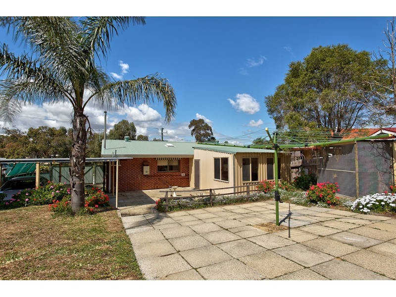 24 Archidamus Road, Coolbellup WA 6163