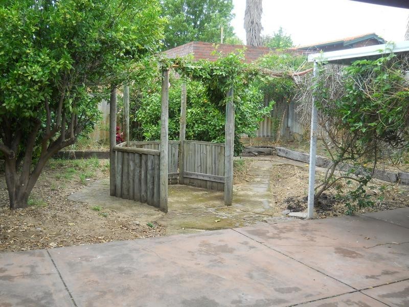 14 Bersica Court, Kardinya WA 6163