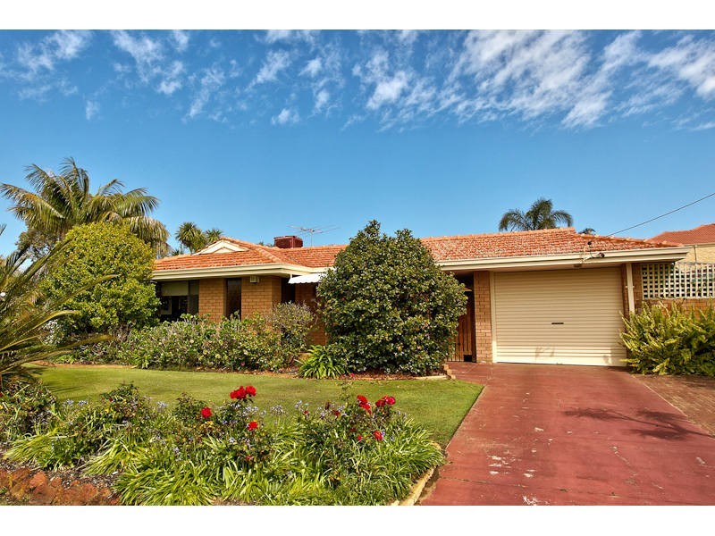 11 Windelya Road, Kardinya WA 6163