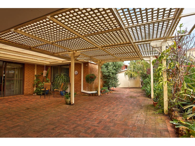 11 Windelya Road, Kardinya WA 6163