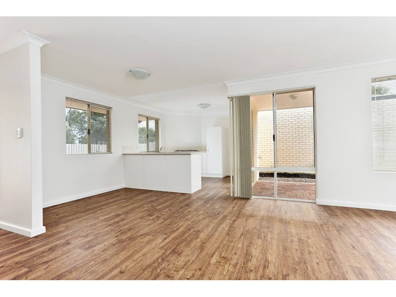 2/146 Parkin Road, Rockingham WA 6168