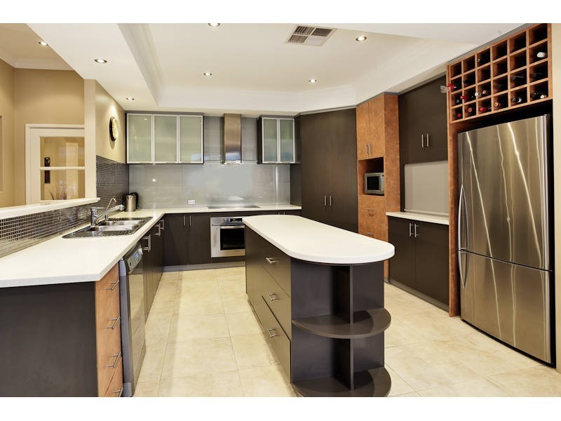 24 Cunningham Drive, Oakford WA 6121