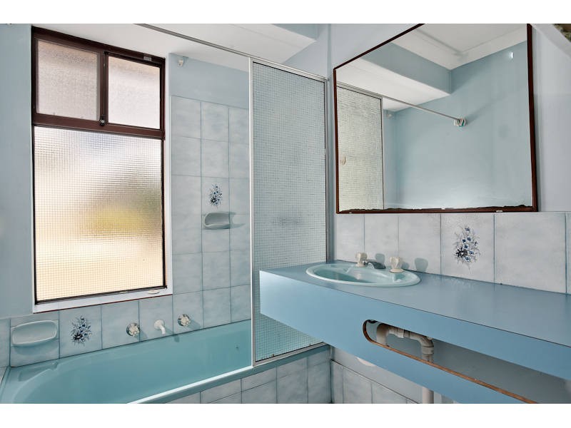 11 Philmore Crescent, Kardinya WA 6163