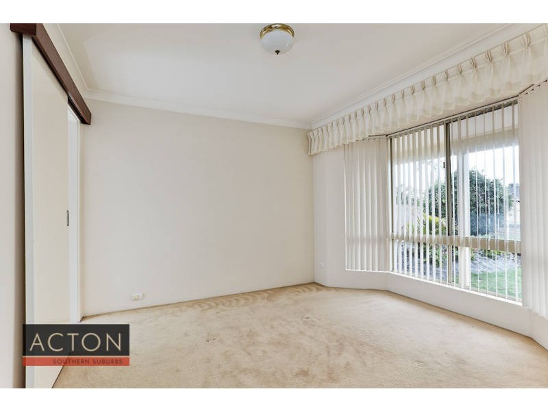 4 Explorer Drive, Thornlie WA 6108
