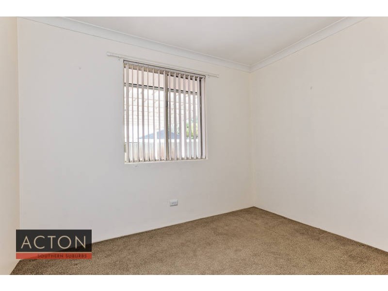 4 Explorer Drive, Thornlie WA 6108