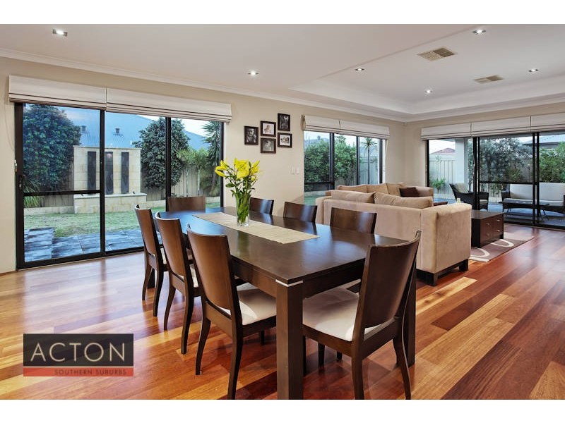 3 Halberd Way, Canning Vale WA 6155