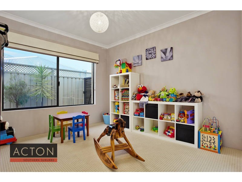 3 Halberd Way, Canning Vale WA 6155