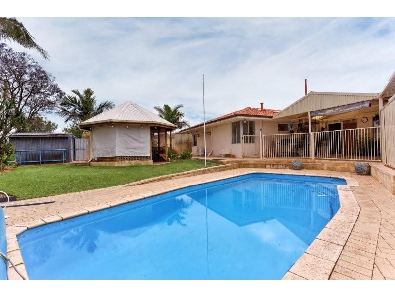 52 McBeth Way, Kardinya WA 6163