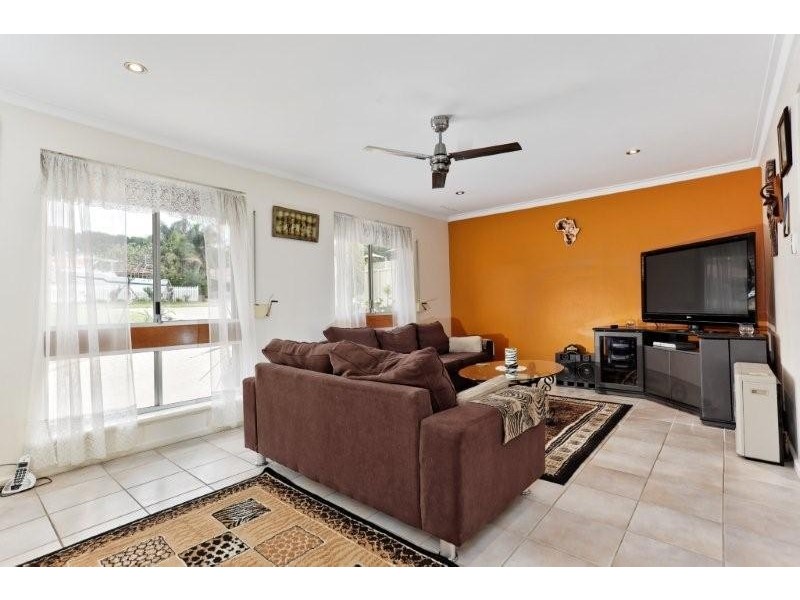 52 McBeth Way, Kardinya WA 6163