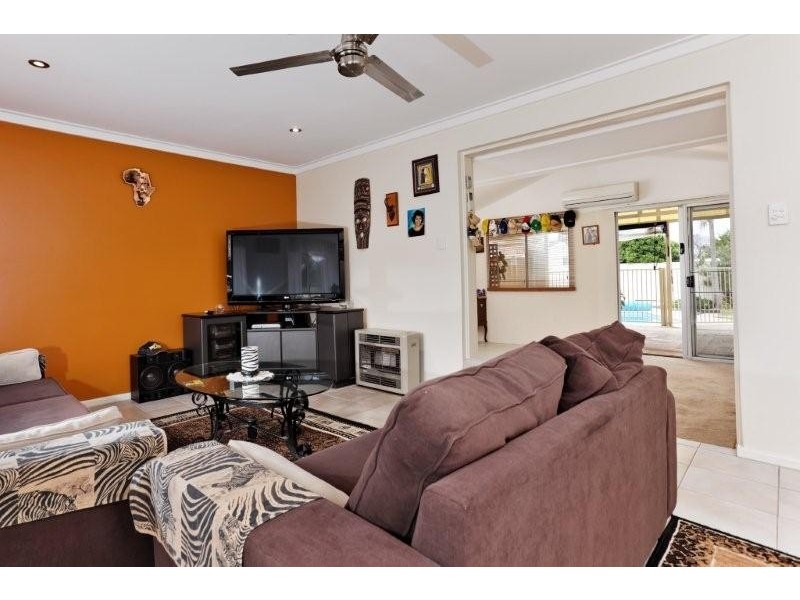 52 McBeth Way, Kardinya WA 6163