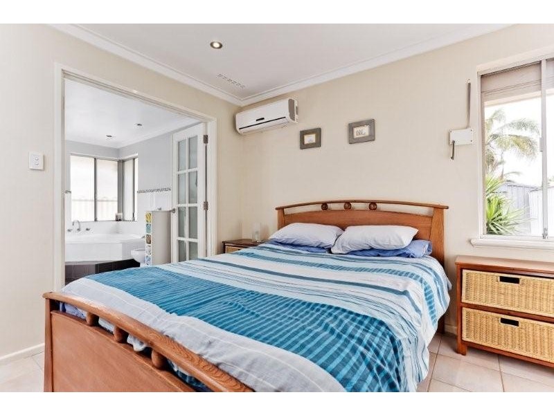 52 McBeth Way, Kardinya WA 6163