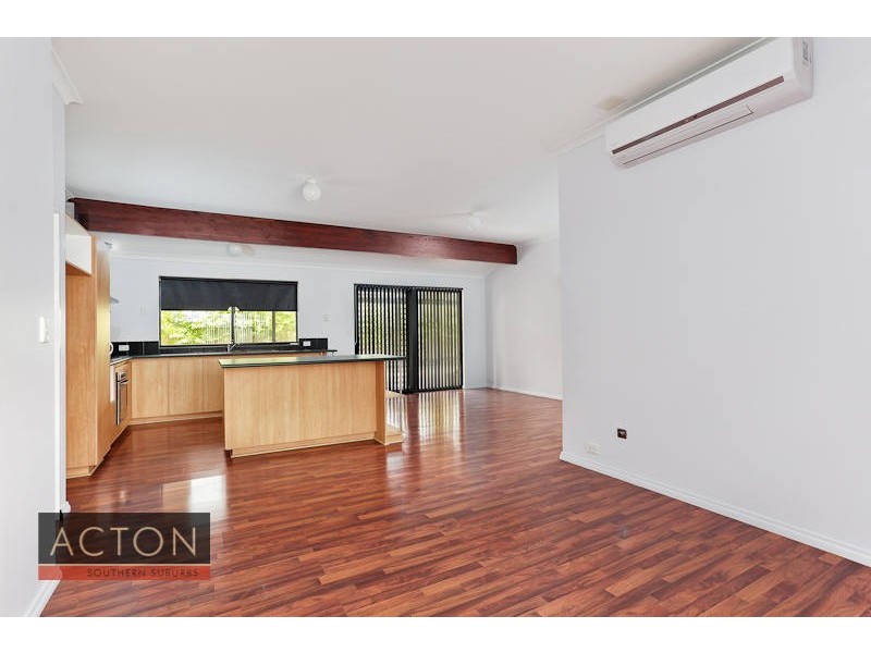 42 Amherst Road, Canning Vale WA 6155