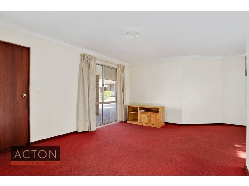 11/6 Pinewood Avenue, Kardinya WA 6163