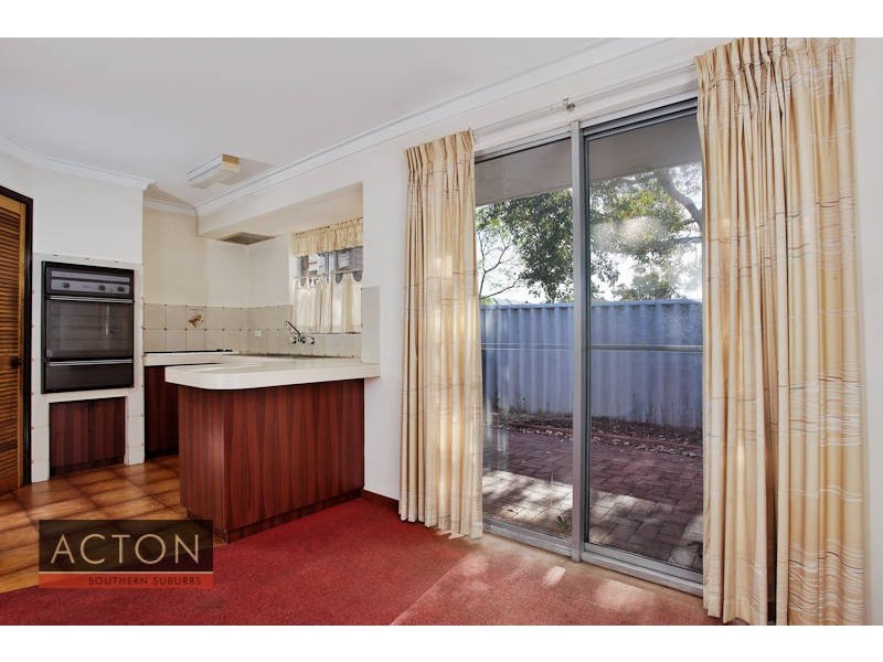 11/6 Pinewood Avenue, Kardinya WA 6163