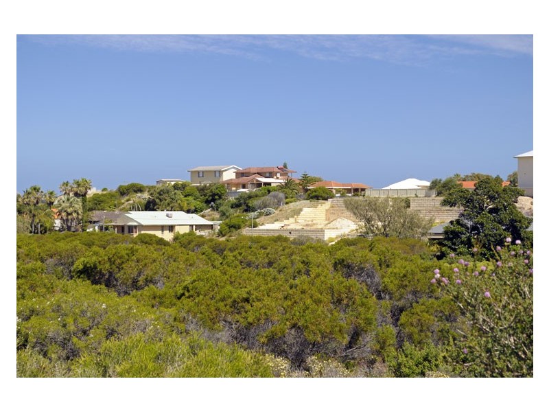 1/92 Janis Street, Halls Head WA 6210