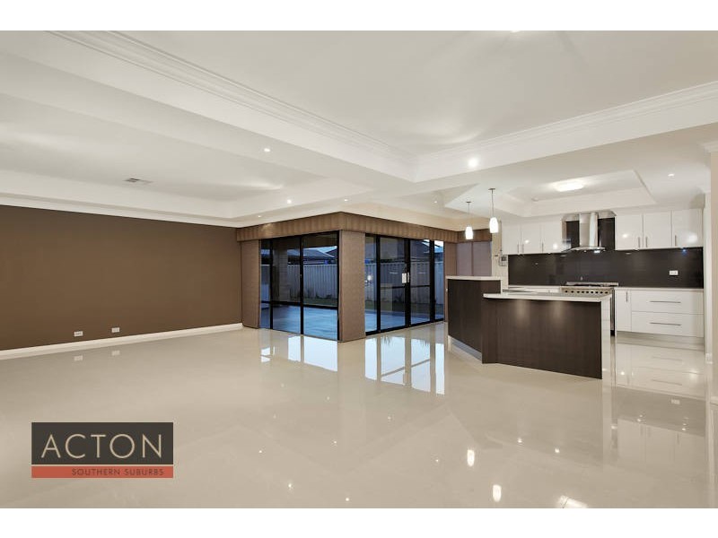 71 Harmony Avenue, Atwell WA 6164