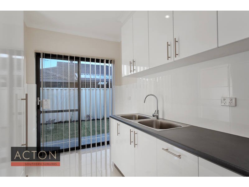 71 Harmony Avenue, Atwell WA 6164