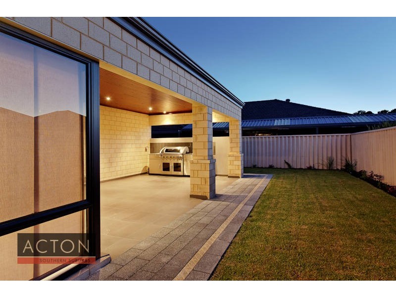 71 Harmony Avenue, Atwell WA 6164