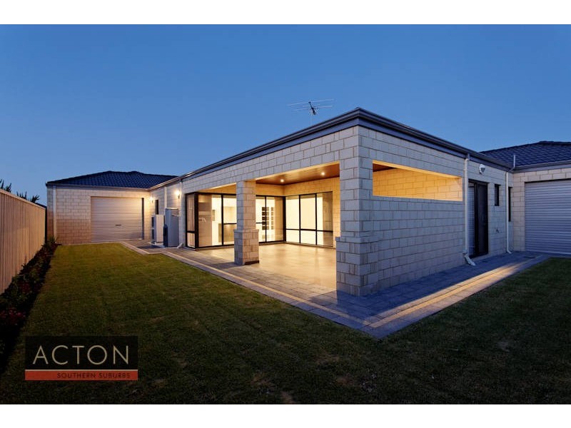 71 Harmony Avenue, Atwell WA 6164