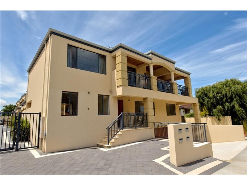 8/111 Kent Street, Rockingham WA 6168