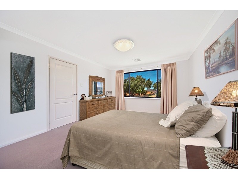 8/111 Kent Street, Rockingham WA 6168