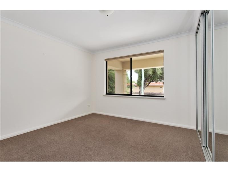 8/111 Kent Street, Rockingham WA 6168