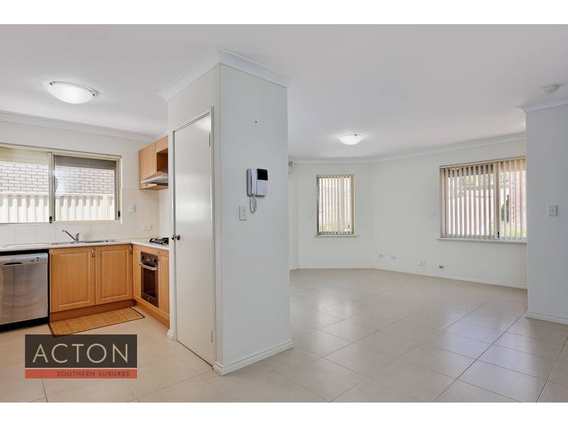 3/11 Giudice Way, Yangebup WA 6164