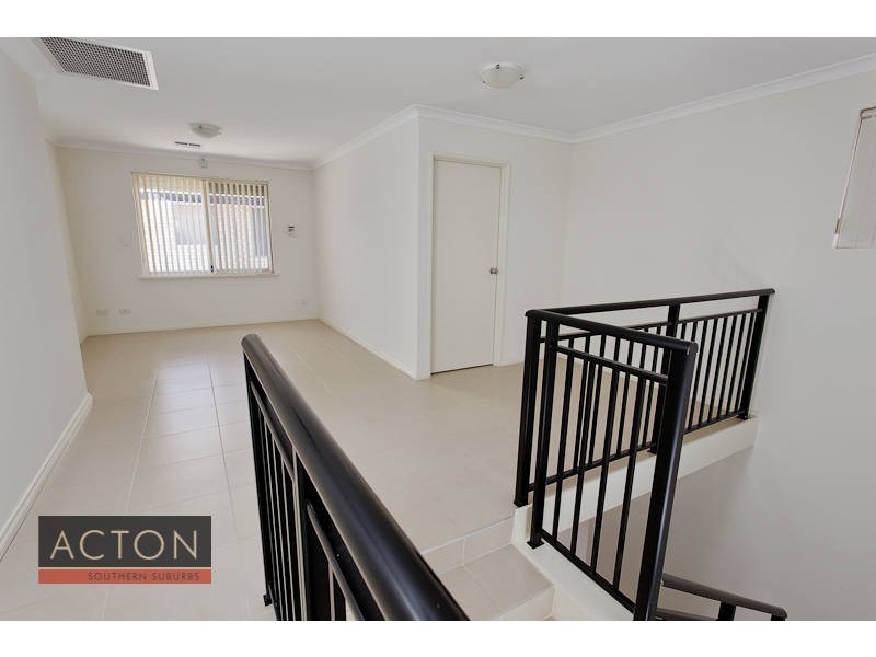 3/11 Giudice Way, Yangebup WA 6164