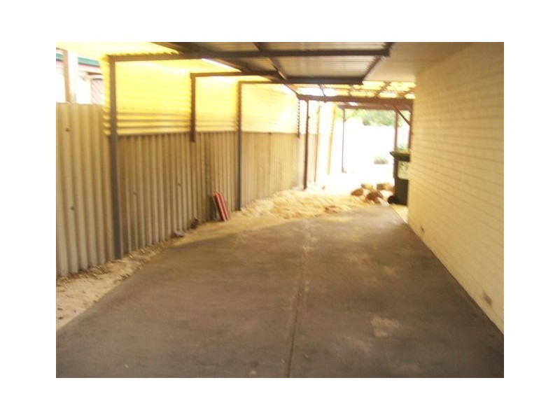 16 Sinian Street, Willetton WA 6155