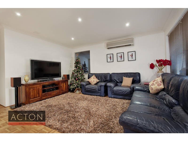 6a Howson Street, Hilton WA 6163