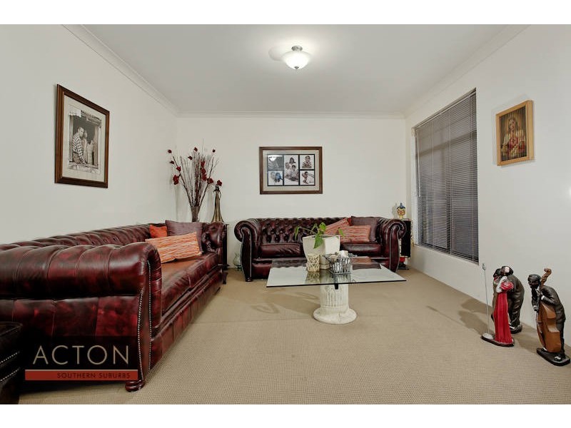6a Howson Street, Hilton WA 6163