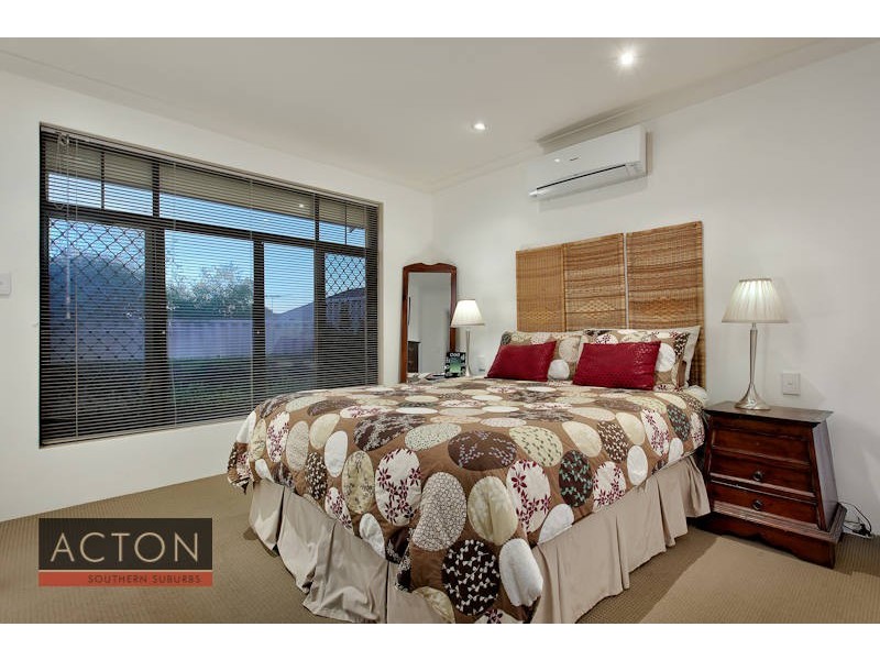 6a Howson Street, Hilton WA 6163