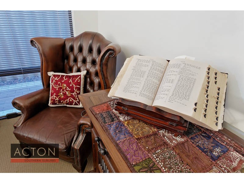 6a Howson Street, Hilton WA 6163