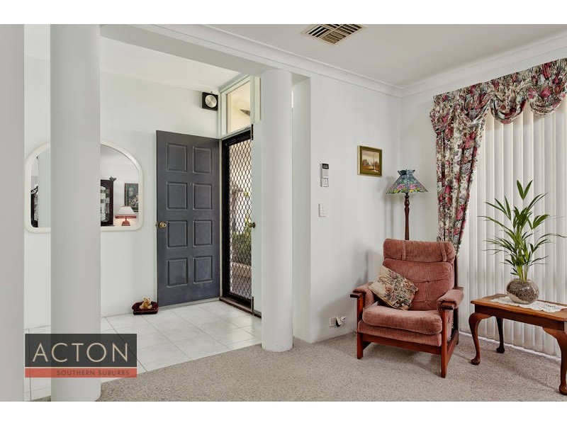 11 Leatherwood Rise, South Lake WA 6164