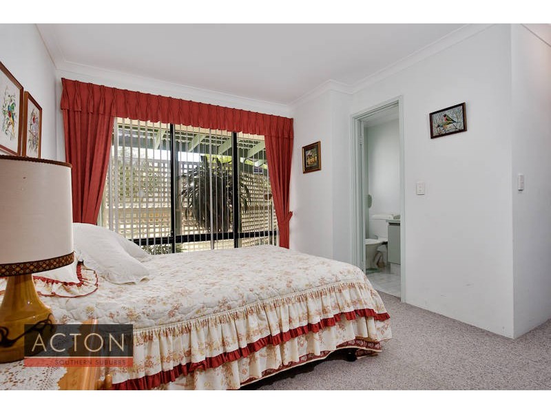 11 Leatherwood Rise, South Lake WA 6164