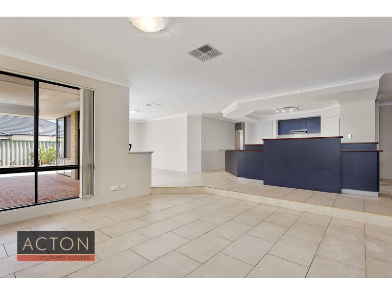 42 Blue Mountain Circuit, Aubin Grove WA 6164