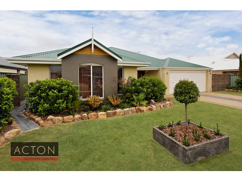 6 Mapleton Ave, Aubin Grove WA 6164